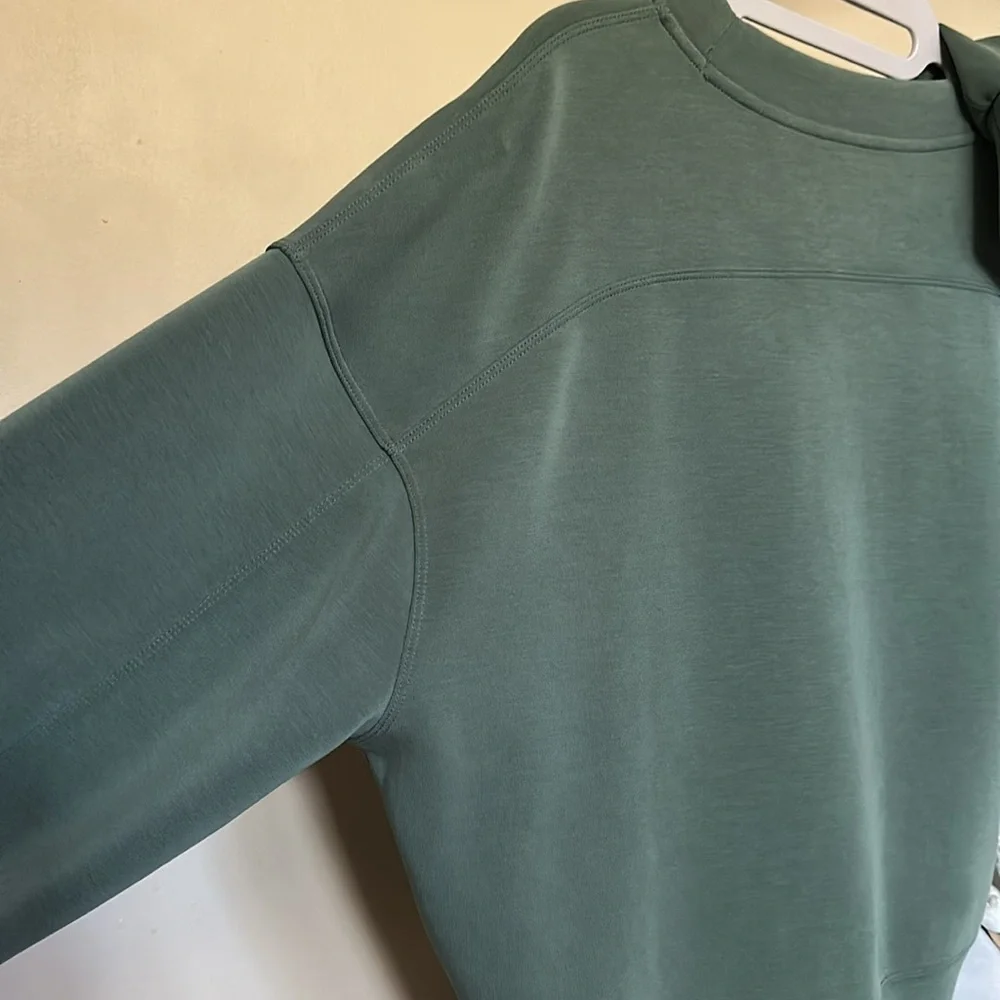 Lululemon Sage Green Crewneck Scuba Sweatshirt - Picture 5 of 10